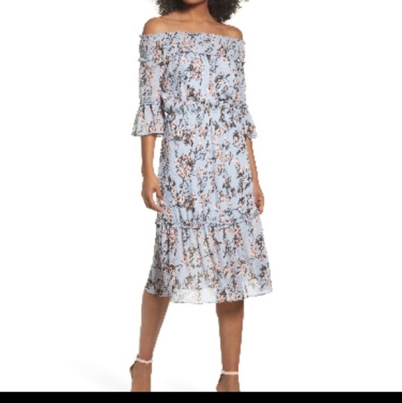 Chelsea28 Floral Midi Dress - Picture 1 of 3